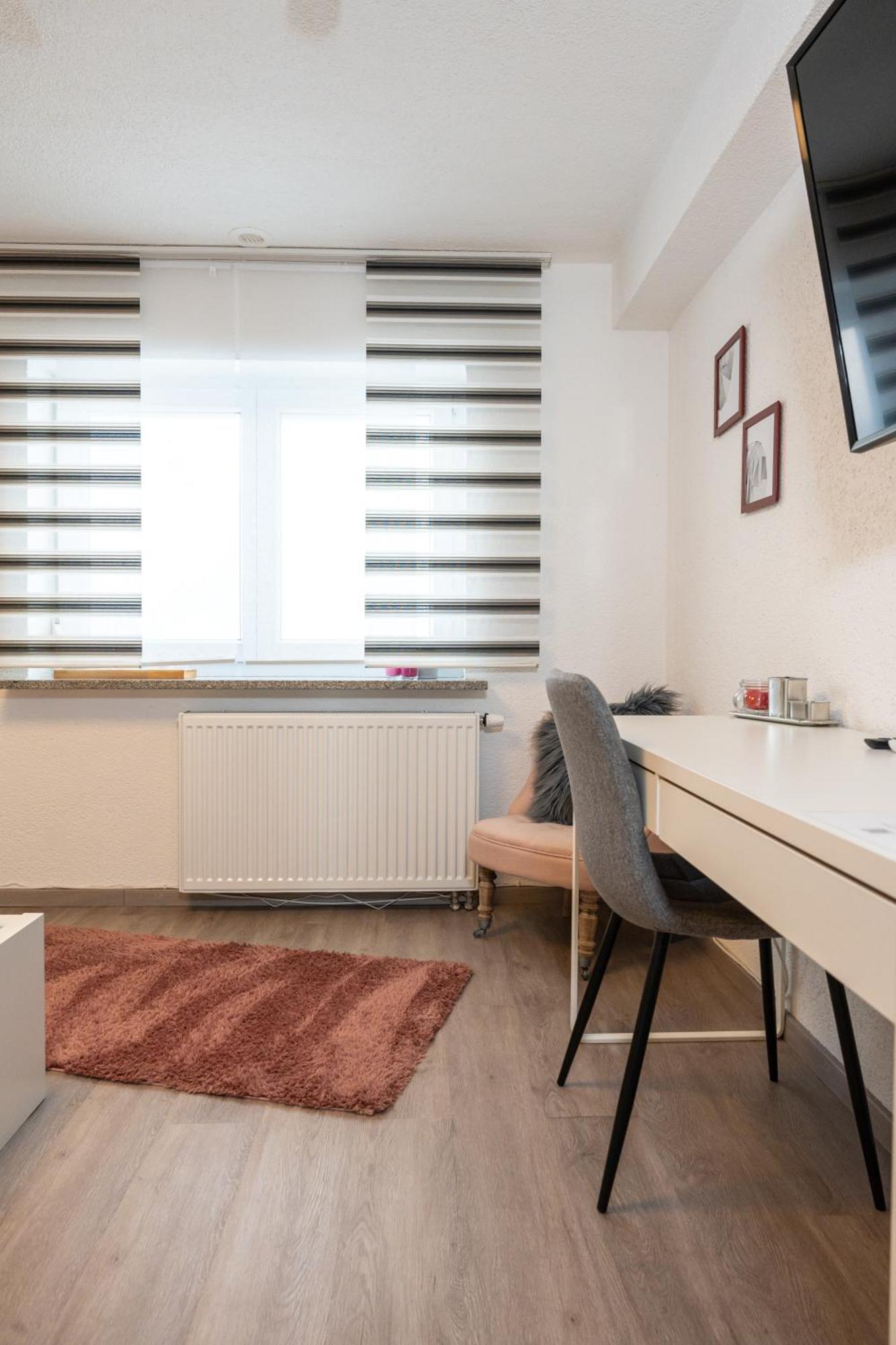 Modern House With Pool - 3 Bedrooms 2 Bathrooms Memmingen Exteriér fotografie